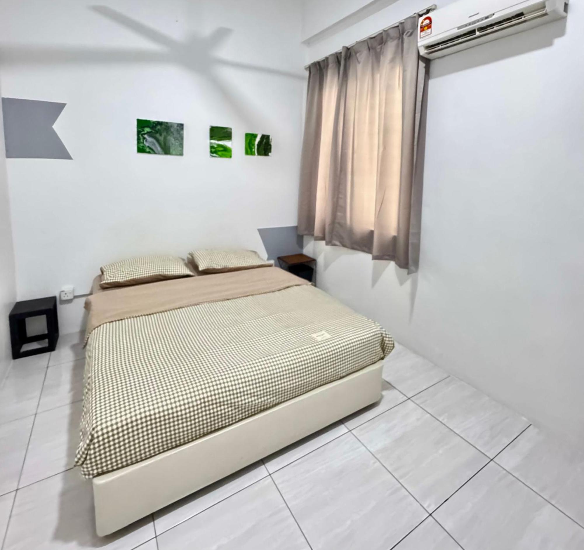 Full Moon Apartment Kuah Esterno foto